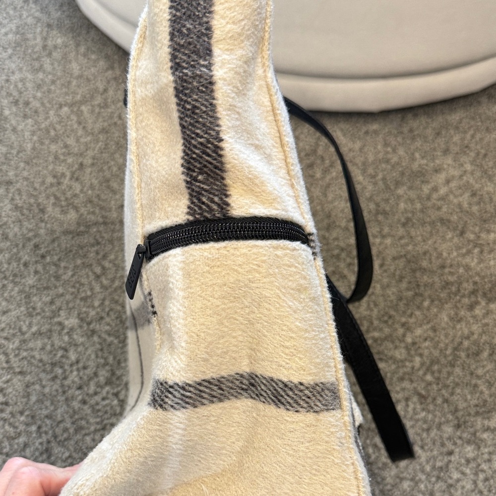 BEIS Beige Plaid Tote with Black Handles - Picture 7 of 16